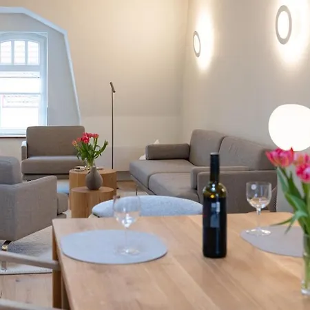 100 Qm Open-space-apartment