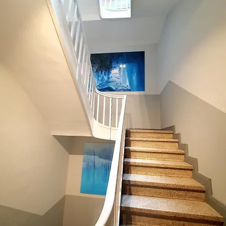 100 Qm Open-space-apartment *
